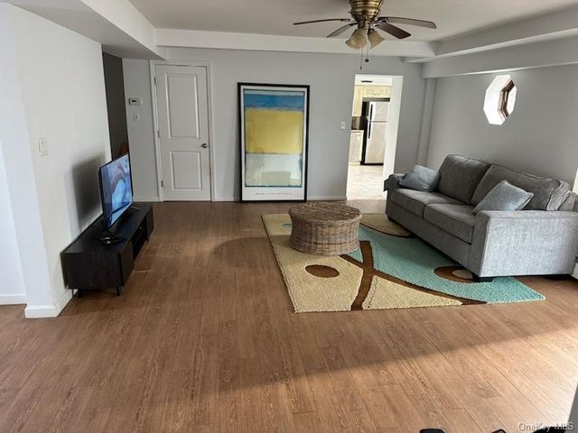 215 Roosevelt Boulevard, Long Beach, NY 11561