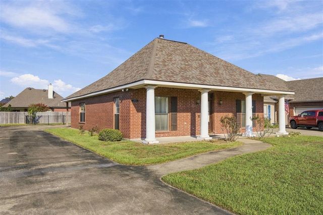5714 E Dietrich Loop, Lake Charles, LA 70605