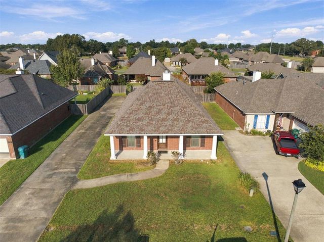 5714 E Dietrich Loop, Lake Charles, LA 70605