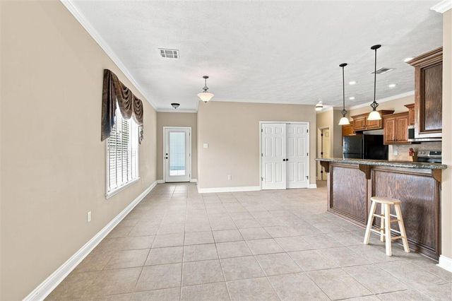5714 E Dietrich Loop, Lake Charles, LA 70605