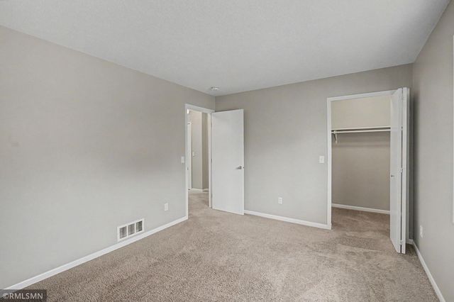 3292 Greenbrier Street 3292D, Vadnais Heights, MN 55127