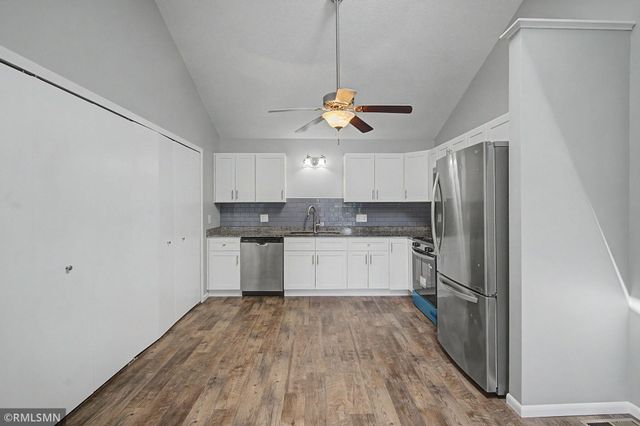3292 Greenbrier Street 3292D, Vadnais Heights, MN 55127