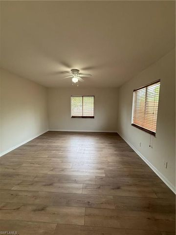1371 14th AVE NE, Naples, FL 34120