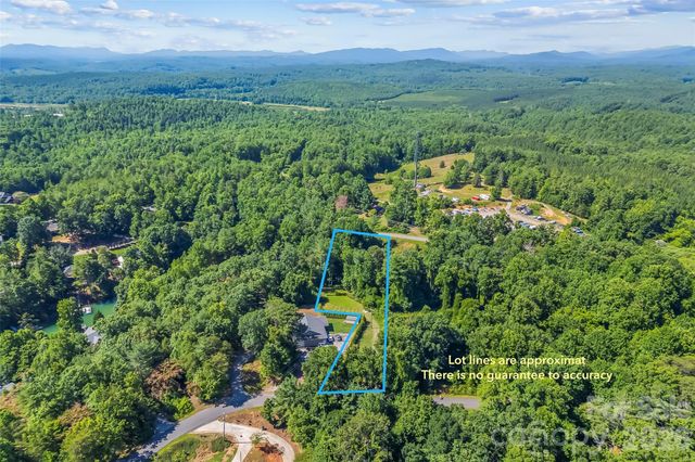 6125 Holiday Shores Avenue, Nebo, NC 28761