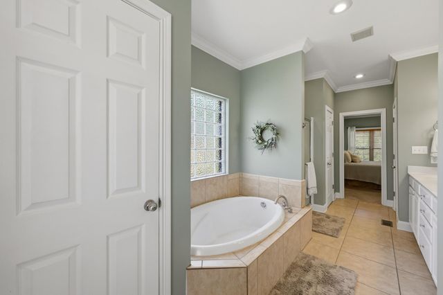 124 Saint Andrews Way, Georgetown, KY 40324