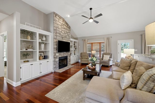 124 Saint Andrews Way, Georgetown, KY 40324
