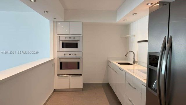 19380 Collins Avenue 905, Sunny Isles Beach, FL 33160
