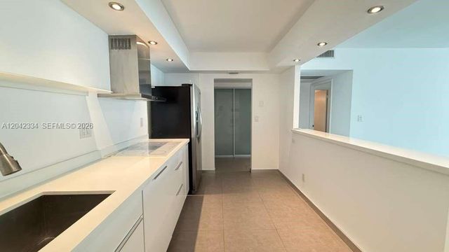 19380 Collins Avenue 905, Sunny Isles Beach, FL 33160