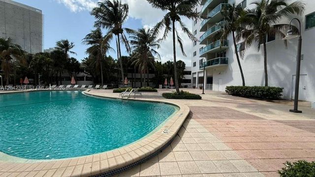 19380 Collins Avenue 905, Sunny Isles Beach, FL 33160