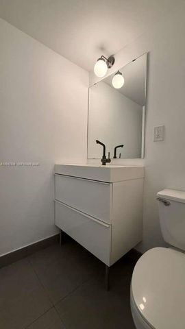 19380 Collins Avenue 905, Sunny Isles Beach, FL 33160