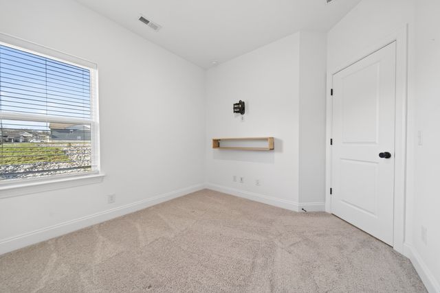 1088 Linn Cove Ct, Gallatin, TN 37066