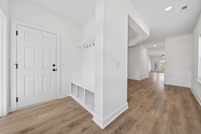 1088 Linn Cove Ct, Gallatin, TN 37066