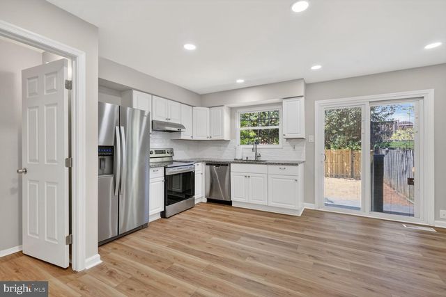 3115 BENTON SQUARE DR, Olney, MD 20832