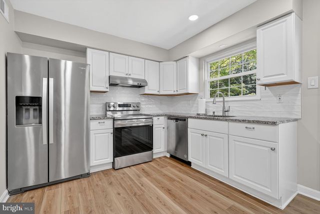 3115 BENTON SQUARE DR, Olney, MD 20832