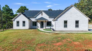 19682 Dove Ridge Dr., Lindale, TX 75771