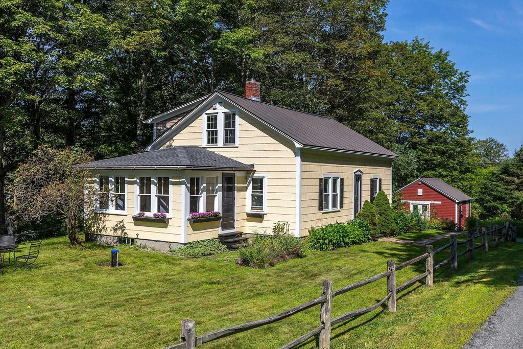 4165 Hartland Hill Road, Woodstock, VT 05091