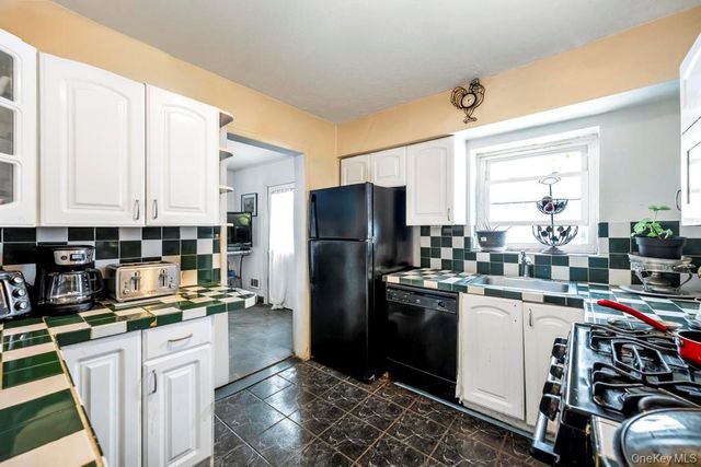 13 Crystal Street, Elmont, NY 11003