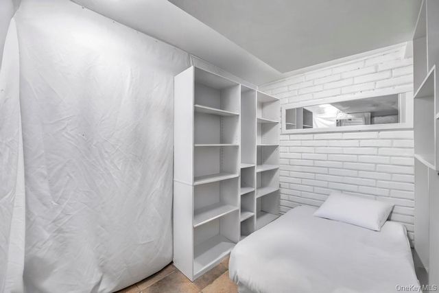 13 Crystal Street, Elmont, NY 11003