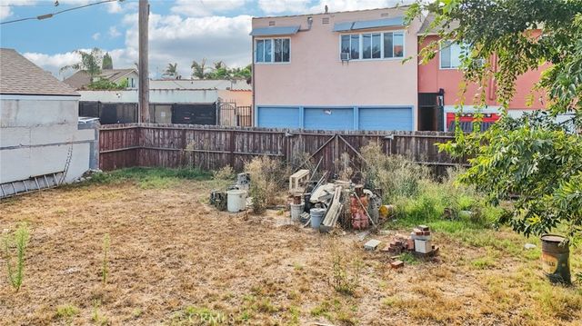 6139 Rugby, Huntington Park, CA 90255