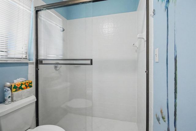 9709 Sunny Isle Circle, Boca Raton, FL 33428