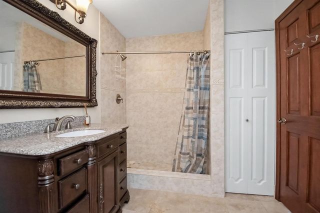 9709 Sunny Isle Circle, Boca Raton, FL 33428