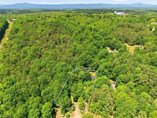4392 Valley Trail, Morganton, NC 28655