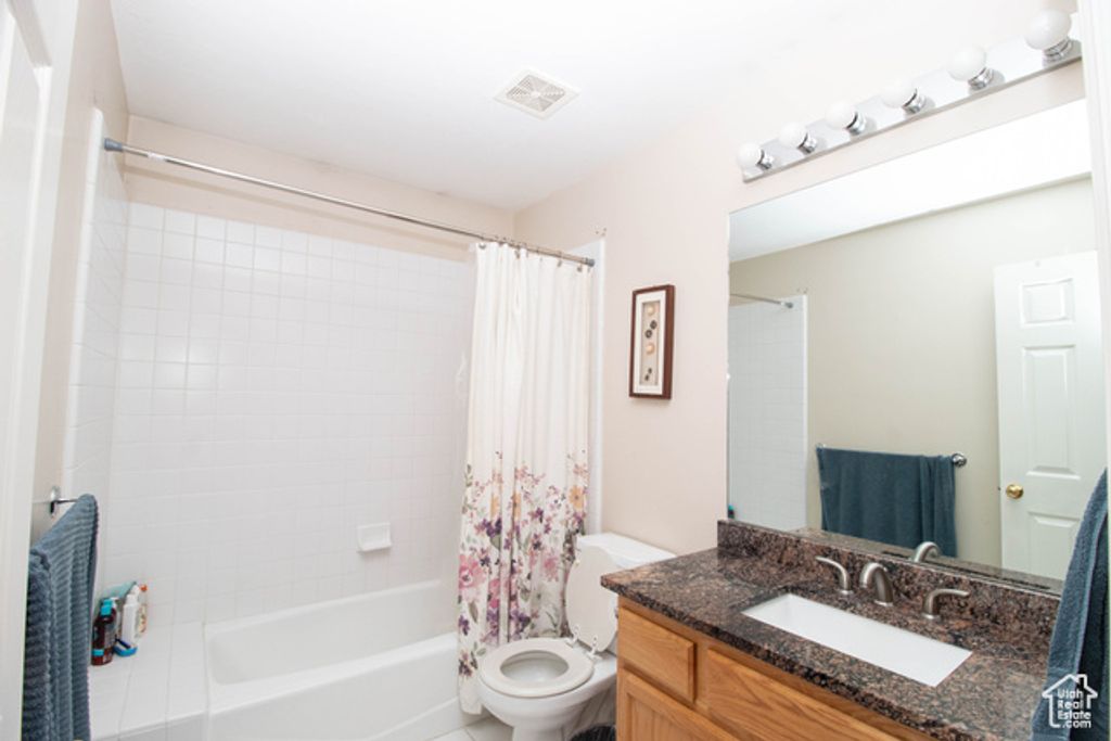 Image 15 of property listing at 2288 E EMERALD HILLS CT, Salt Lake City, UT 84121