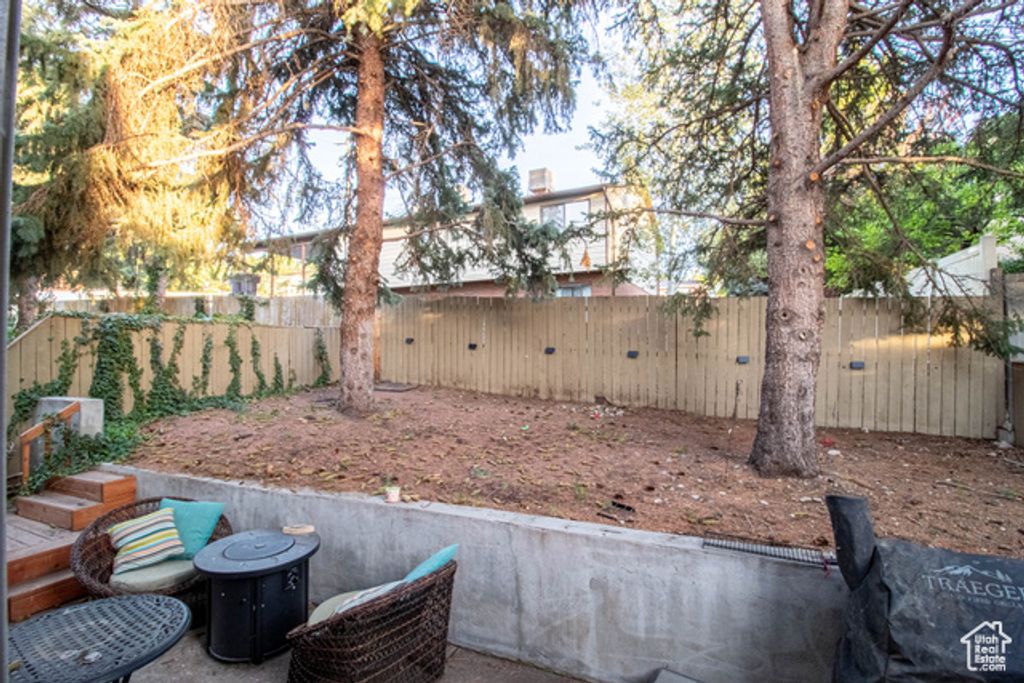 Image 22 of property listing at 2288 E EMERALD HILLS CT, Salt Lake City, UT 84121