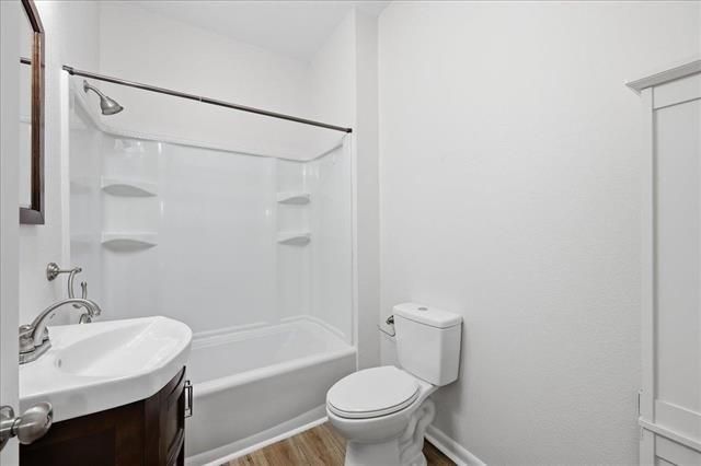 6309 32nd Street, Groves, TX 77619