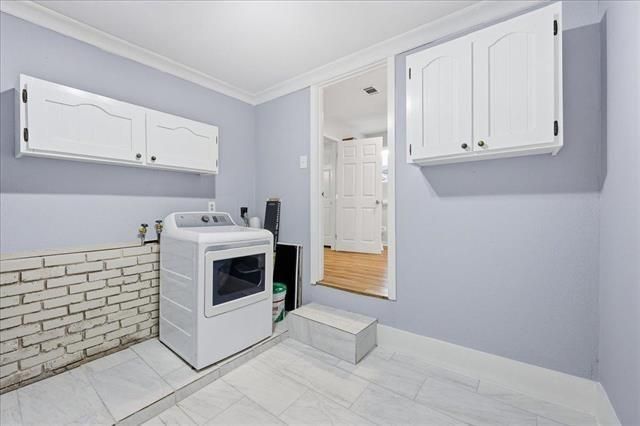 6309 32nd Street, Groves, TX 77619