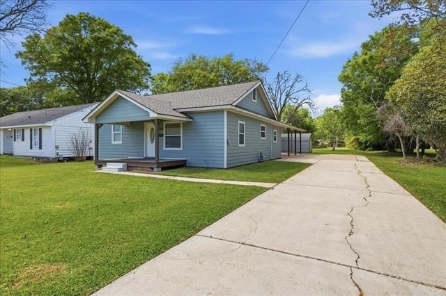 6309 32nd Street, Groves, TX 77619