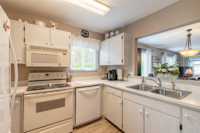 160 MAGNOLIA LOOP, Port Orange, FL 32128