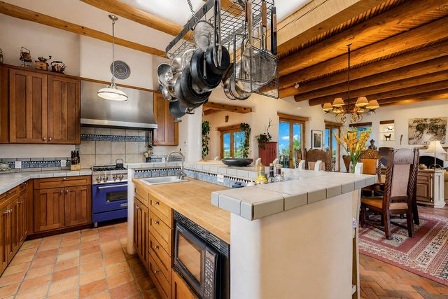 277 Spur Ranch Road, Lamy, NM 87540