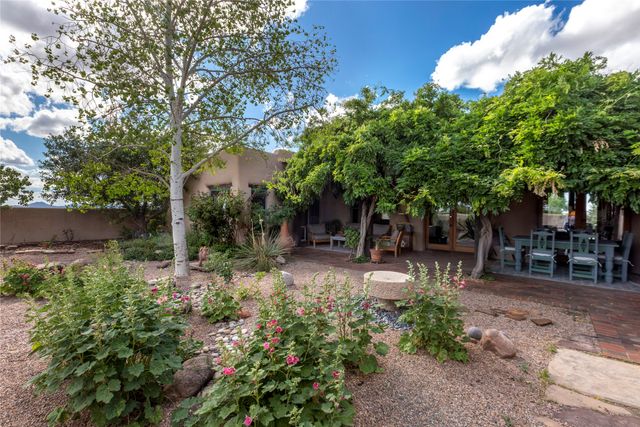 277 Spur Ranch Road, Lamy, NM 87540