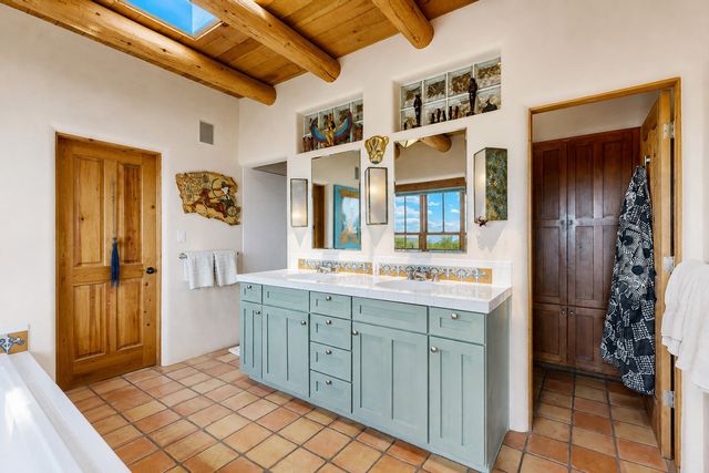 277 Spur Ranch Road, Lamy, NM 87540