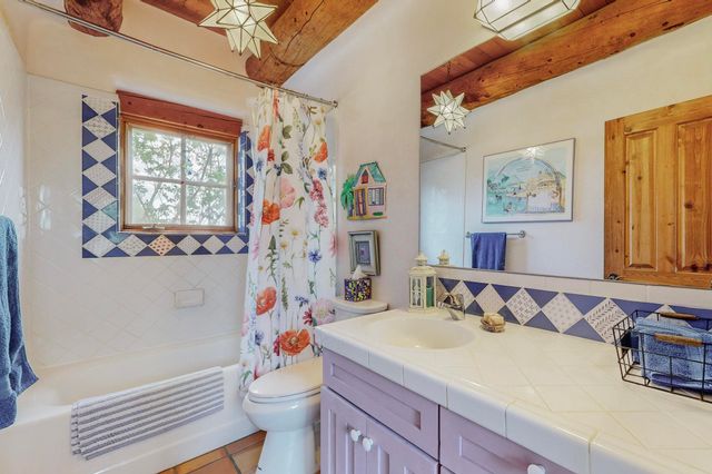 277 Spur Ranch Road, Lamy, NM 87540
