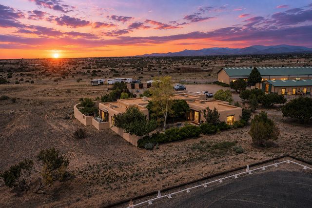 277 Spur Ranch Road, Lamy, NM 87540