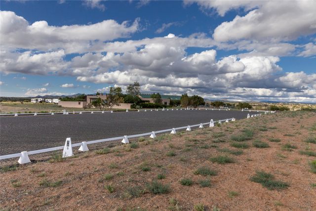 277 Spur Ranch Road, Lamy, NM 87540