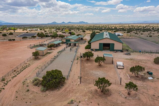 277 Spur Ranch Road, Lamy, NM 87540