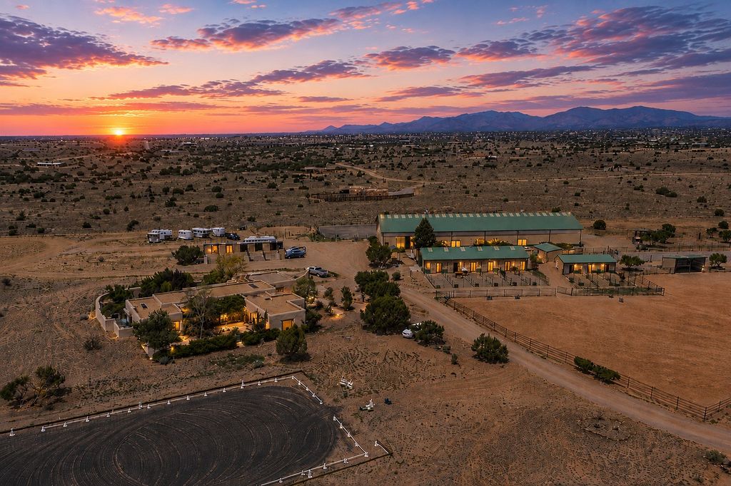 277 Spur Ranch Road, Lamy, NM 87540