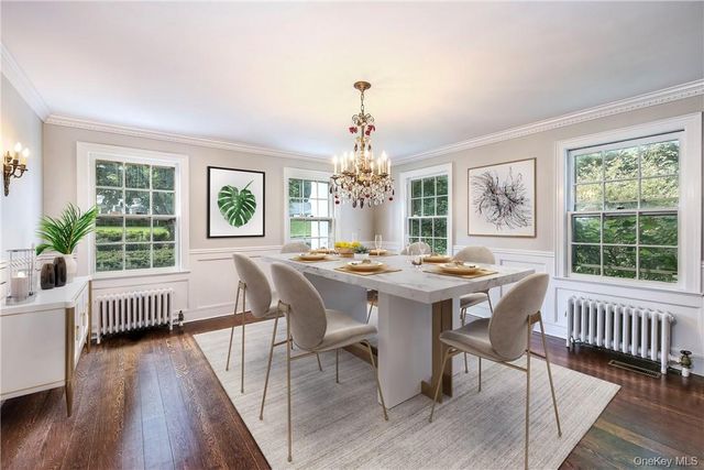 22 Woods Lane, Scarsdale, NY 10583