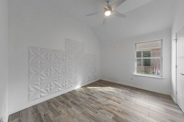 215 Longhorn Trail, Grand Prairie, TX 75052