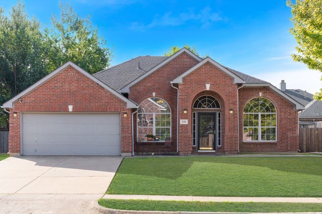215 Longhorn Trail, Grand Prairie, TX 75052