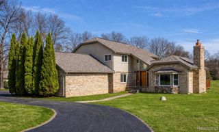3105 Hickory Ridge Drive, Ortonville, MI 48462