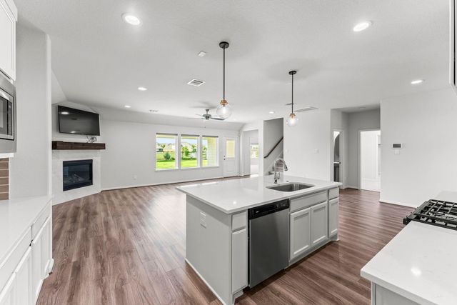 2125 Rope Maker Drive, Conroe, TX 77384