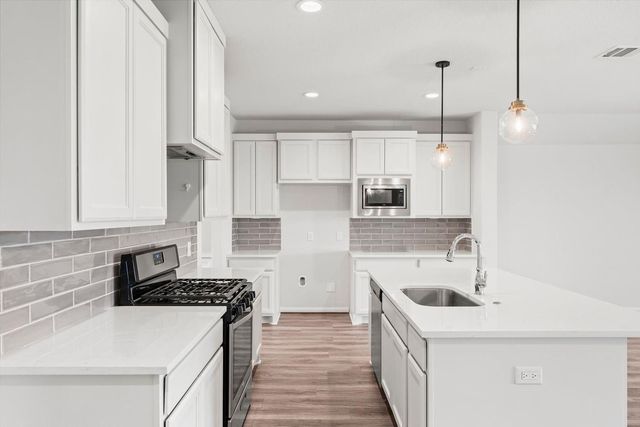 2125 Rope Maker Drive, Conroe, TX 77384