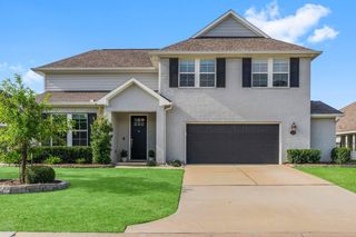 2125 Rope Maker Drive, Conroe, TX 77384