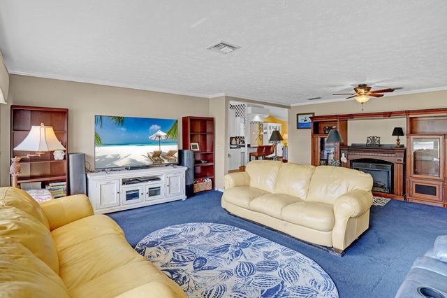 1106 Driftwood Lane, Fort Pierce, FL 34982