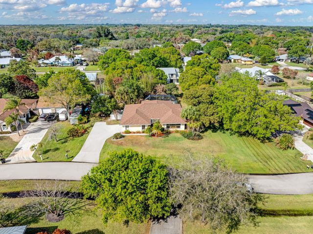 1106 Driftwood Lane, Fort Pierce, FL 34982