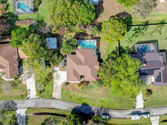 1106 Driftwood Lane, Fort Pierce, FL 34982